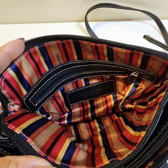 Tignanello Black Leather Crossbody Bag Purse - Picture 8 of 13
